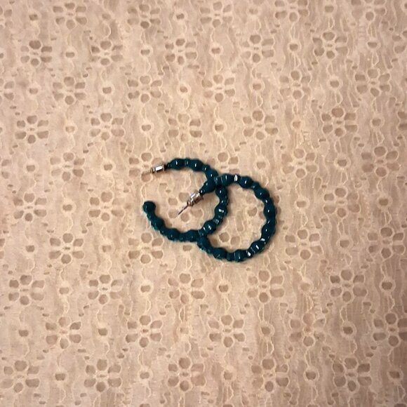 NEW Genuine Teal Blue Austrian Crystal Medium Round Hoop Earrings 30mm Jewelry - Picture 7 of 7